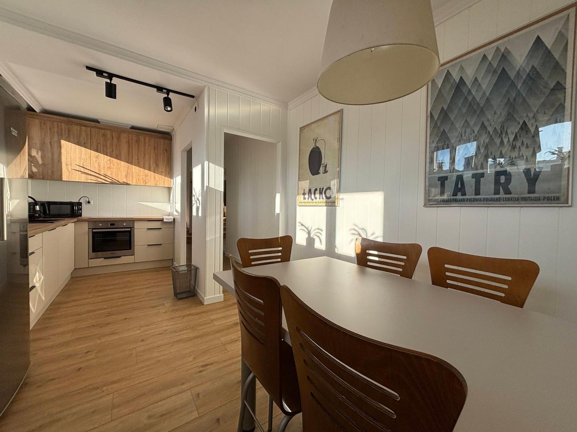 Apartament Z Widokiem Na Rynek Nowy Sącz Buitenkant foto